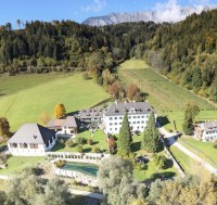Schloss Gstatt